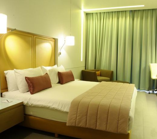 Saifi Suites