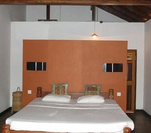 Landa Holiday House
