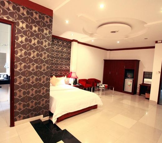 Lighting Hotel