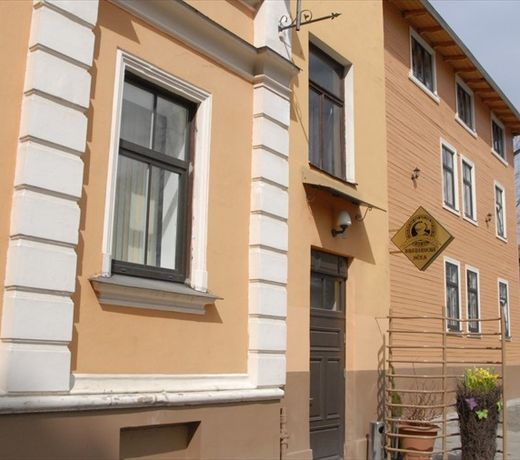 Knights Court Guest House