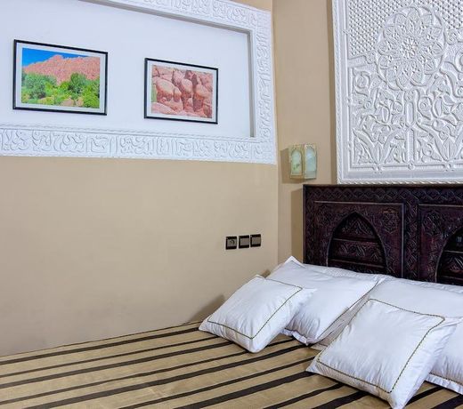 Hotel Azoul