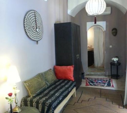 Riad Azza