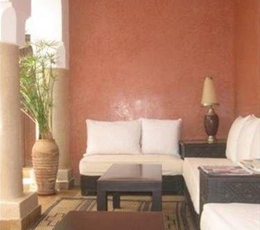 Riad Azza