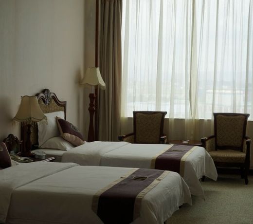 Plateau Pearl Hotel