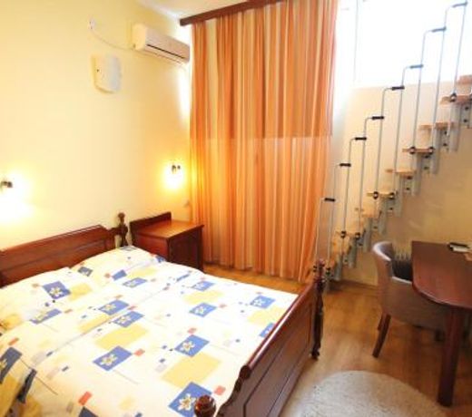 Hotel Laguna