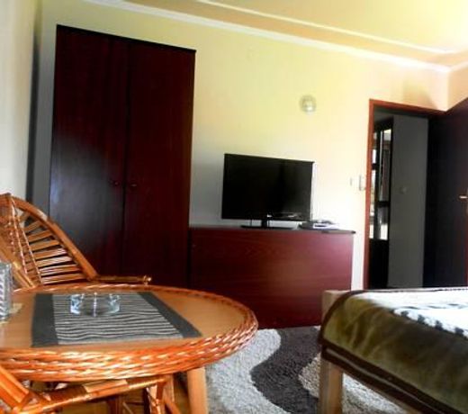 Private Accommodation Kubura