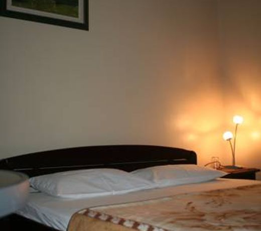 Private Accommodation Kubura