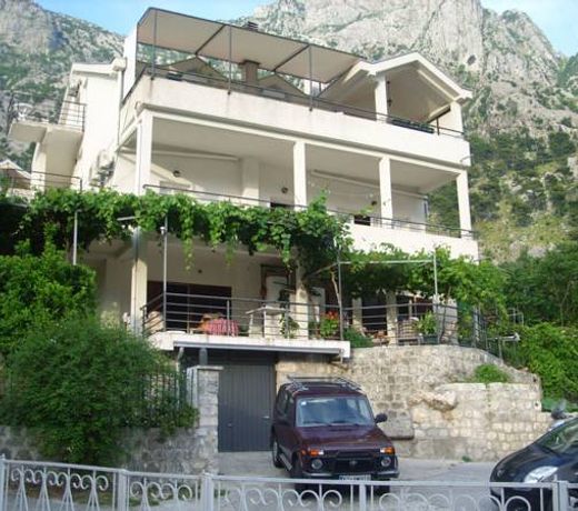 Apartments Dakovic
