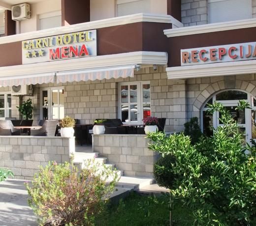 Hotel Mena