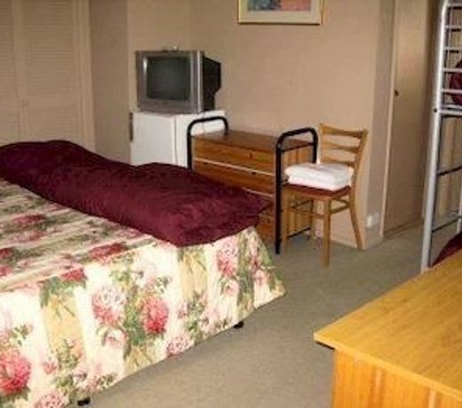 Cottonwood Lodge