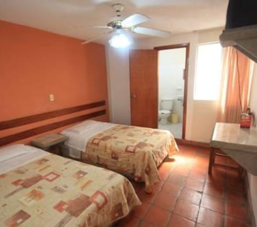 HOTEL TUCHTLAN