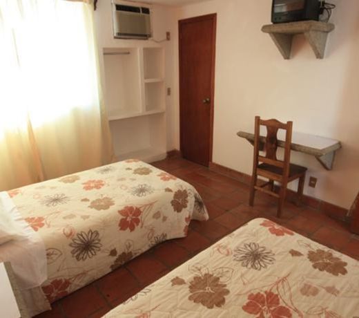 HOTEL TUCHTLAN