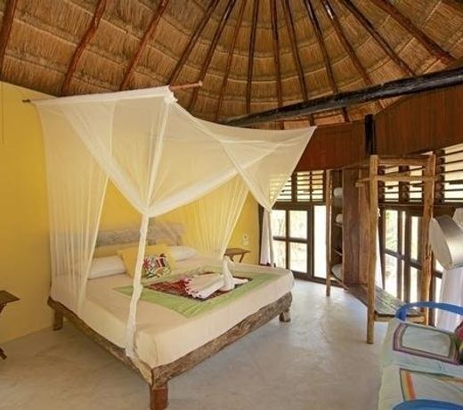 Hemingway Romantic Resort