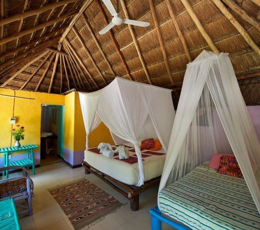 Hemingway Romantic Resort
