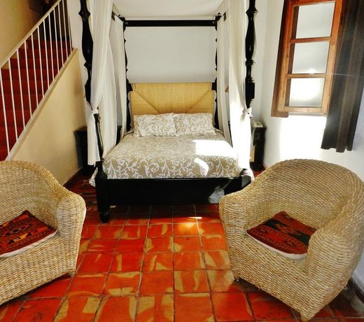 Hotel Rosa Morada