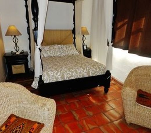 Hotel Rosa Morada
