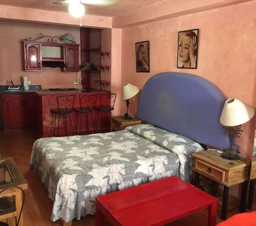 Posada Espejos Holistic