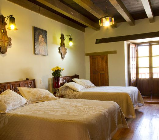 Hotel Santa Clara