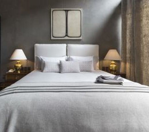 Uvence Arte + Hotel