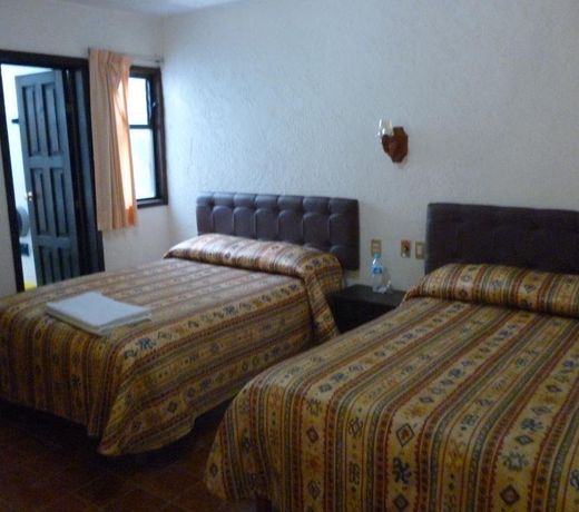 Hotel Villa Real II