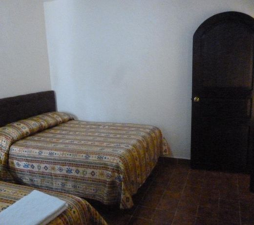 Hotel Villa Real II