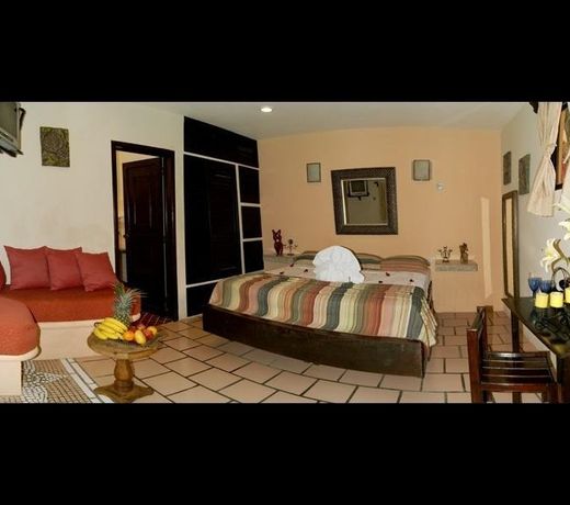 Hotel Eclipse