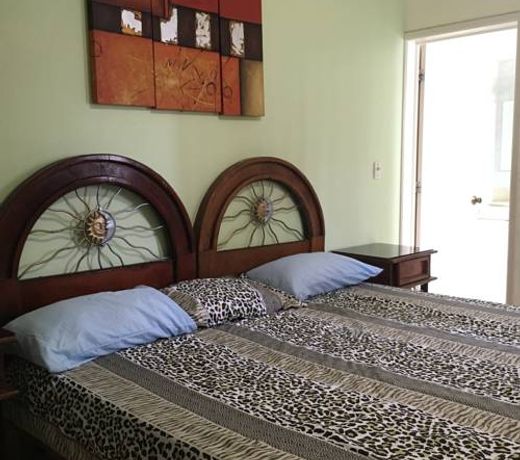 SUITES LA JOLLA MAZATLÁN