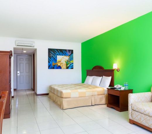 HOTEL COSTA MAYA INN