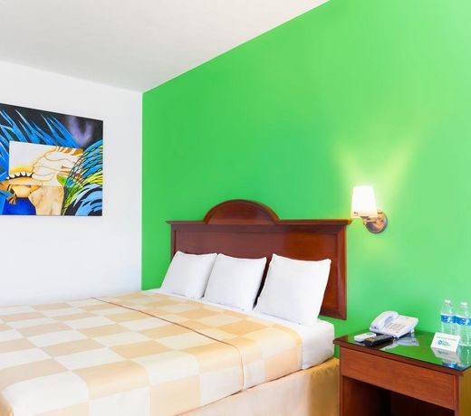 HOTEL COSTA MAYA INN