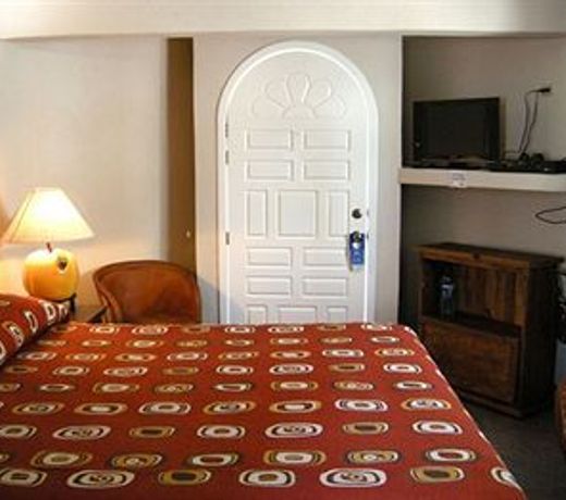 Hotel & Suites El Moro