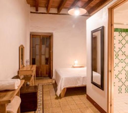 Hotel Meson Cuevano