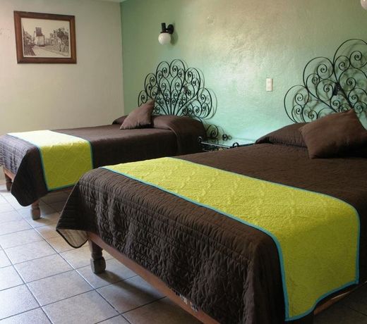 Hotel Mansion del Cantador