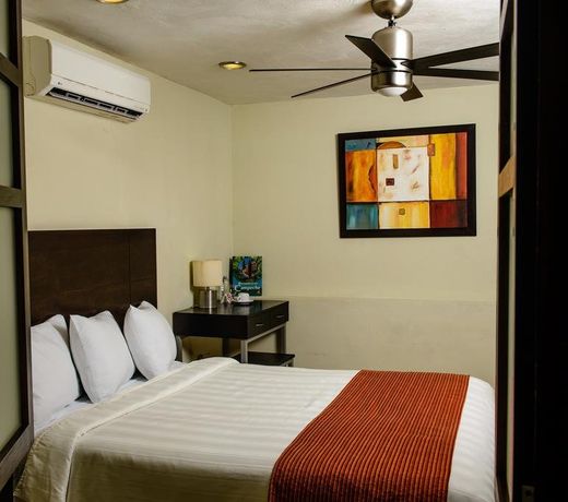 H177 Hotel