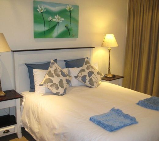 ONE TOMAN GUEST HOUSE