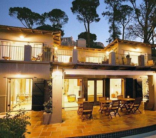 Alta Bay Guest House