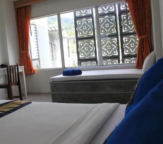 Dinar Lodge