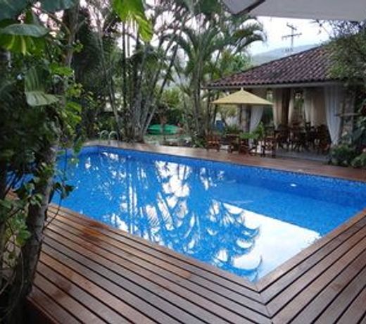 Eliconial Paraty Pousada