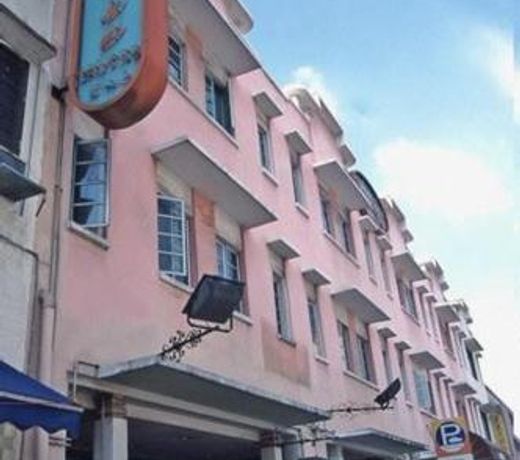 Amrise Hotel