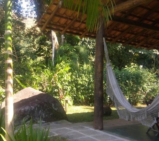 MYSTICA ECO CHALÃS E POUSADA