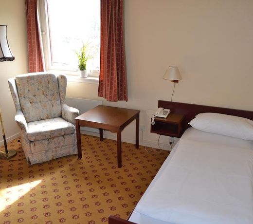 Midtnes Hotel
