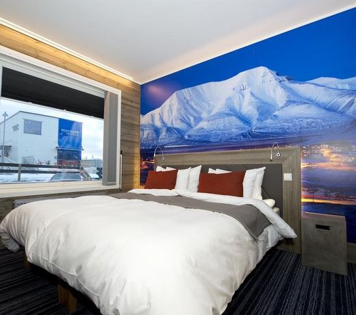 Svalbard Hotell | Polfareren