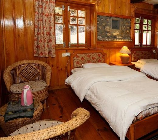 Yeti Mountain Home Phakding