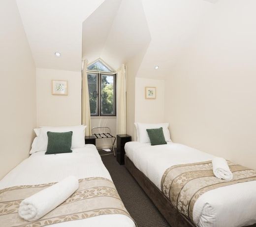 Briars Country Lodge