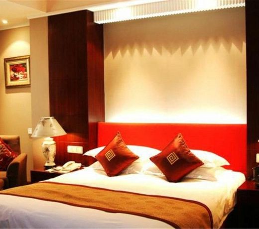 New Century Pujiang Hotel