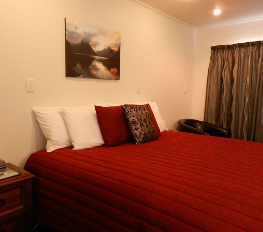 Amber Court Motel