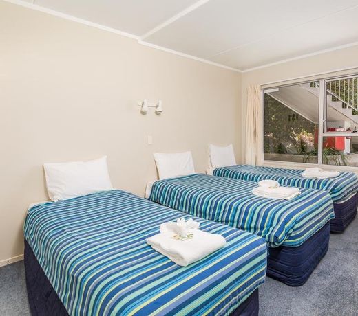 Aloha Seaview Resort Motel