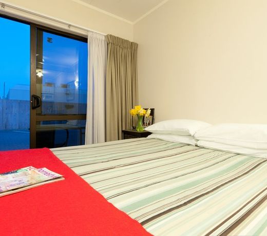 Outrigger Motel
