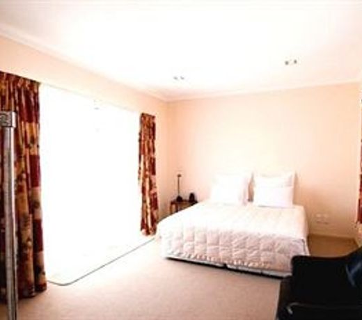 Marineland Beachfront Accommodation