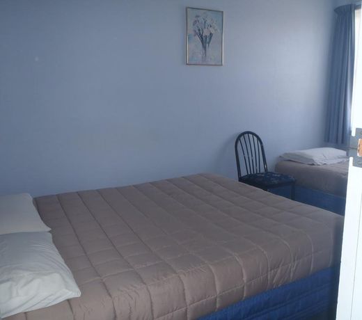 BAMBOO LODGE MOTEL
