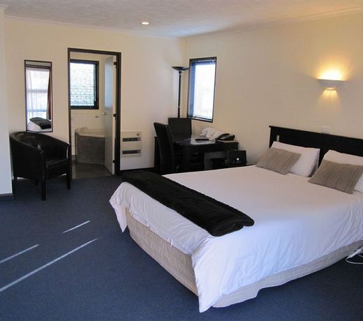 Palm City Motor Inn